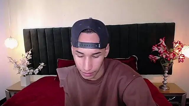 soft attraction online show from November 2025 07:50:02 PM