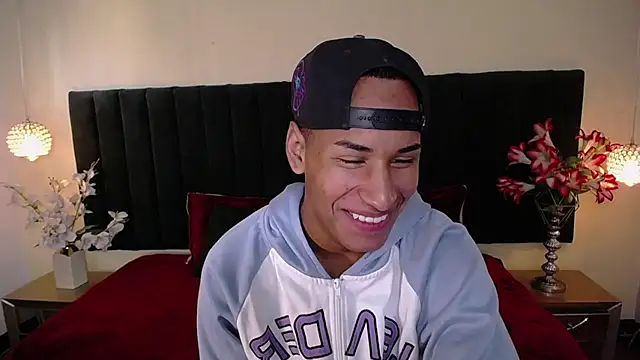 soft attraction online show from November 2025 07:40:02 PM