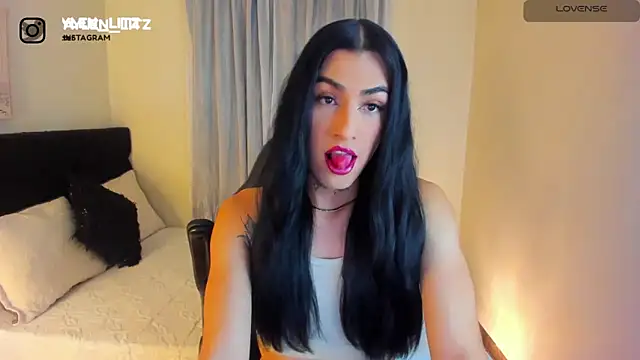 litz81 online show from October 2025 11:06:02 PM