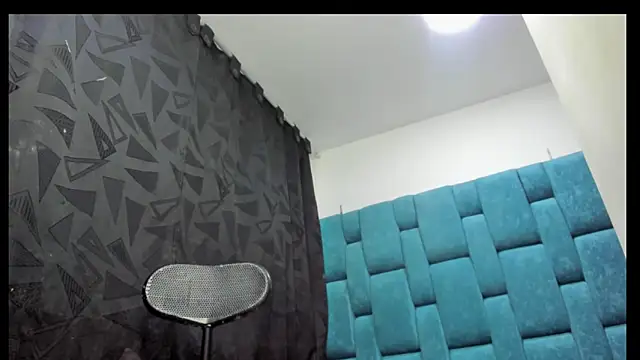 dirtygirl hot online show from October 2025 05:45:01 PM