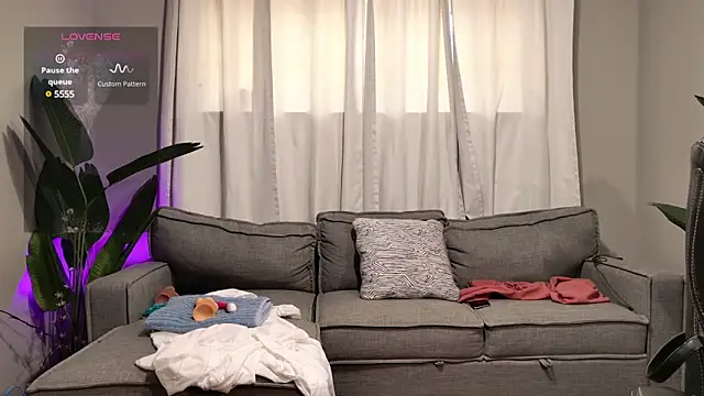 Snapshot of Mistress_Melissa chatting on March 2025 04:24:01 PM Mistress Melissa online show from March 2025 04:24:01 PM