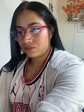 Snapshot of Sweet__Nurse1 chatting on June 2026 08:30:01 PM Sweet Nurse1 online show from June 2026 08:30:01 PM