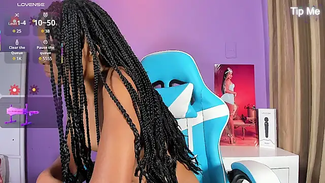 Snapshot of SunnyPage chatting on February 2025 06:35:02 PM SunnyPage online show from February 2025 06:35:02 PM