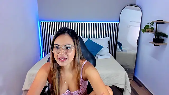 Stacey white  online show from March 2026 02:30:01 PM