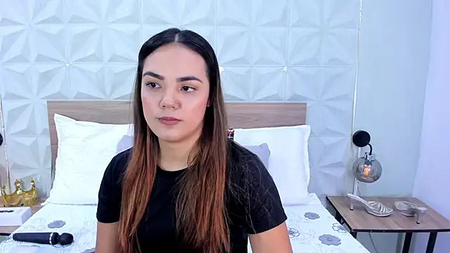 Stacey white  online show from May 2026 08:18:01 PM