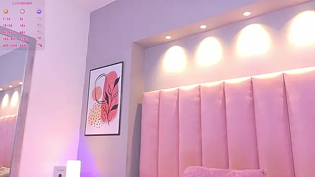 Snapshot of KeilyRoss chatting on October 2025 08:42:01 PM KeilyRoss online show from October 2025 08:42:01 PM