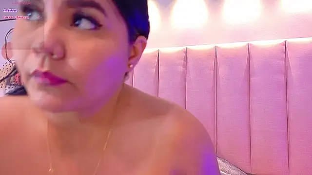 KeilyRoss online show from February 2026 08:52:02 PM