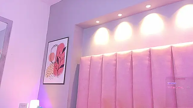 Snapshot of KeilyRoss chatting on December 2025 09:38:02 PM KeilyRoss online show from December 2025 09:38:02 PM