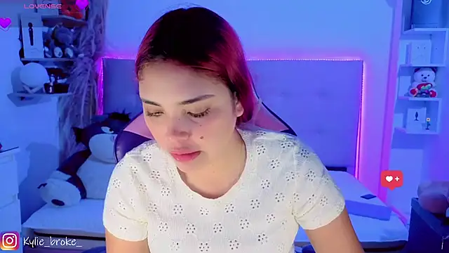 Kylie brokee online show from May 2026 09:07:01 PM