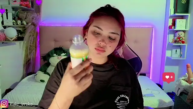 Kylie brokee online show from May 2026 12:20:02 AM