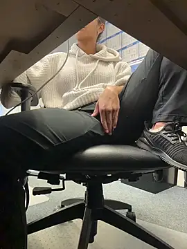 Wild Jaz69 online show from January 2026 07:50:02 PM