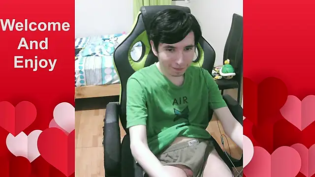Snapshot of Twink_martinboy chatting on June 2026 01:13:02 AM Twink martinboy online show from June 2026 01:13:02 AM