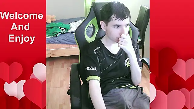 Twink martinboy online show from March 2026 08:49:02 PM