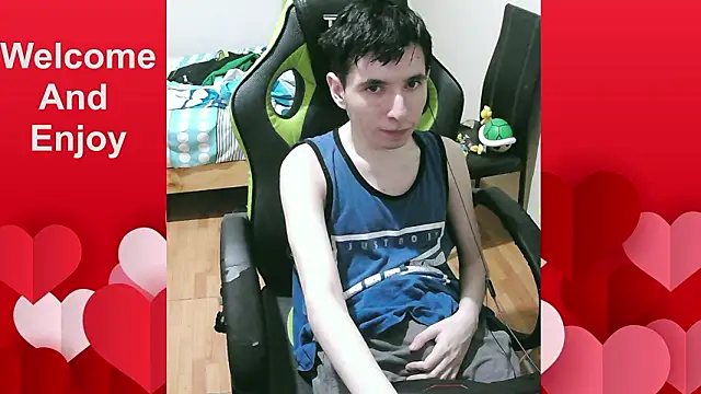 Twink martinboy online show from March 2026 03:32:01 AM