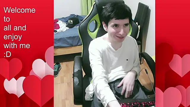 Snapshot of Twink_martinboy chatting on November 2025 05:22:02 AM Twink martinboy online show from November 2025 05:22:02 AM