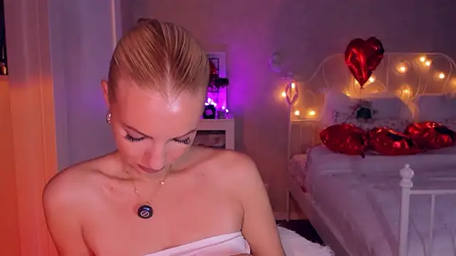 aestetick online show from February 2026 11:21:01 AM