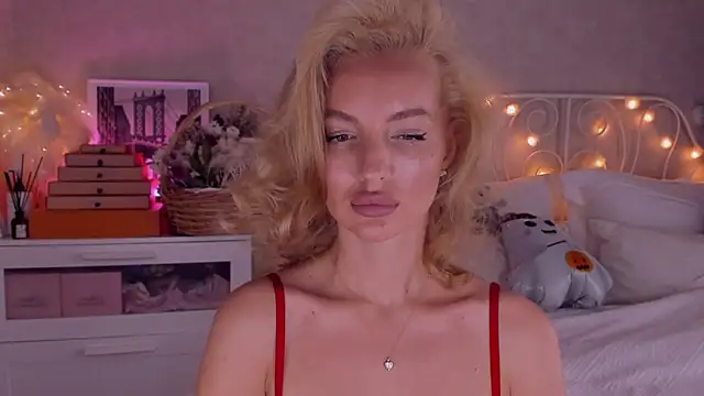 aestetick online show from October 2025 05:28:02 AM