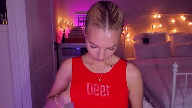 aestetick online show from February 2026 11:17:01 AM