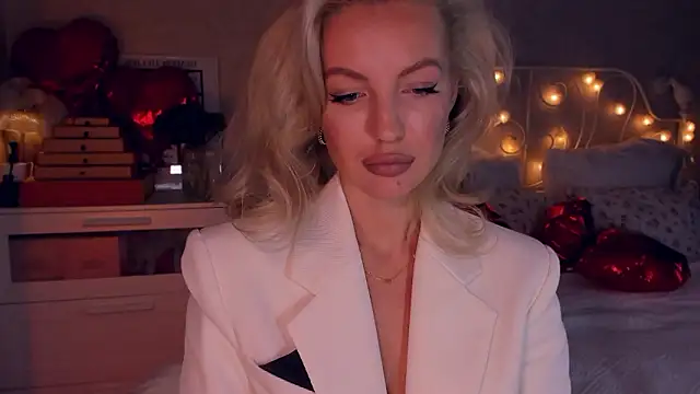 aestetick online show from February 2026 10:39:02 AM