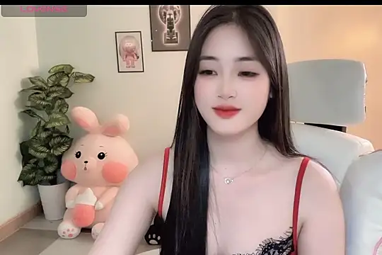 Snapshot of _Aimy_ chatting on December 2025 08:20:01 AM Aimy online show from December 2025 08:20:01 AM