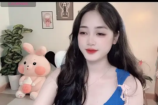 Snapshot of _Aimy_ chatting on October 2025 04:55:02 AM Aimy online show from October 2025 04:55:02 AM