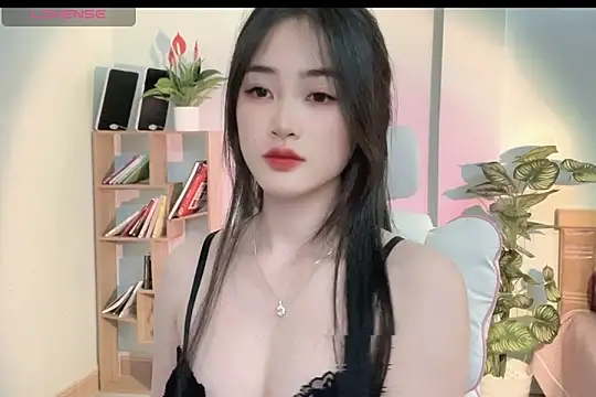 Snapshot of _Aimy_ chatting on March 2025 06:43:01 AM Aimy online show from March 2025 06:43:01 AM