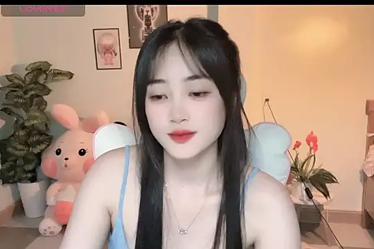 Snapshot of _Aimy_ chatting on November 2025 05:51:02 PM Aimy online show from November 2025 05:51:02 PM