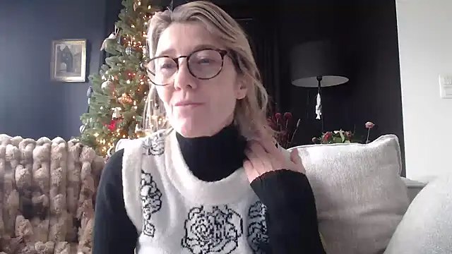 godinflower online show from November 2025 12:27:02 PM