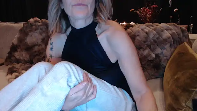 godinflower online show from November 2025 04:54:01 PM