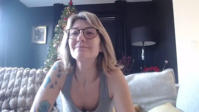 godinflower online show from December 2025 09:42:02 AM