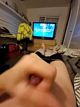 Snapshot of marcis222 chatting on November 2025 10:13:01 PM marcis222 online show from November 2025 10:13:01 PM