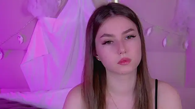 AliceMoreno online show from November 2025 07:07:01 PM