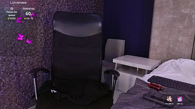 AmmyJones  online show from November 2025 08:14:01 AM