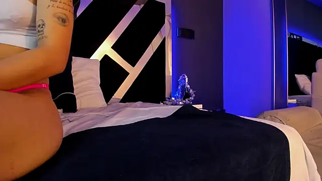 AmmyJones  online show from January 2026 06:34:02 PM