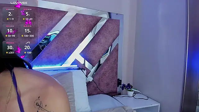 AmmyJones  online show from November 2025 07:17:02 PM