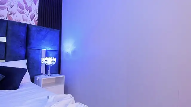 AmmyJones  online show from November 2025 07:40:02 PM