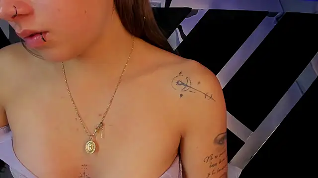 AmmyJones  online show from November 2025 07:29:02 PM