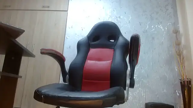 PaulinaRubio  online show from November 2025 07:14:02 PM