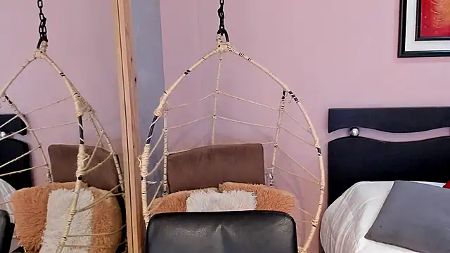 StefyGil  online show from October 2025 12:17:02 PM