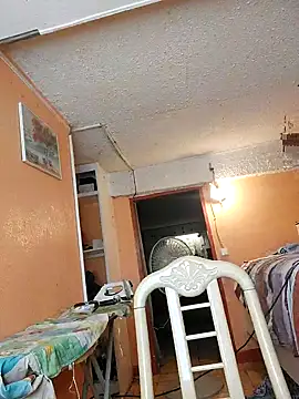 Papii97150 online show from October 2025 04:50:01 PM