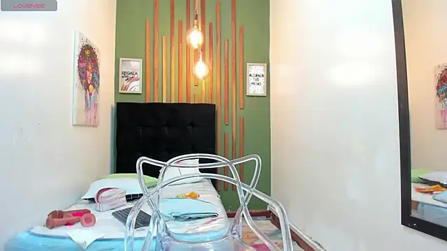 BustyAmanda online show from February 2026 12:18:01 PM