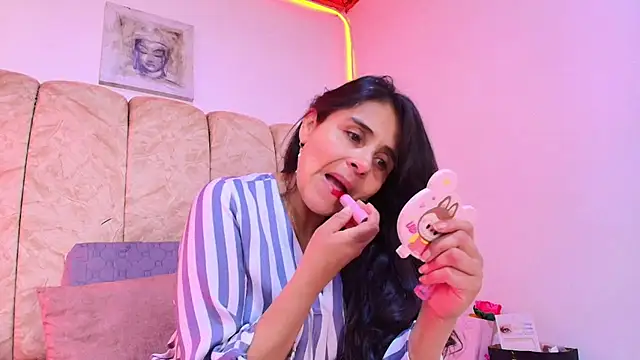  Marcela   online show from April 2026 11:28:01 AM