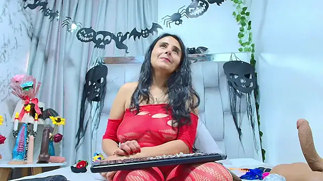  Marcela   online show from October 2025 12:57:02 PM