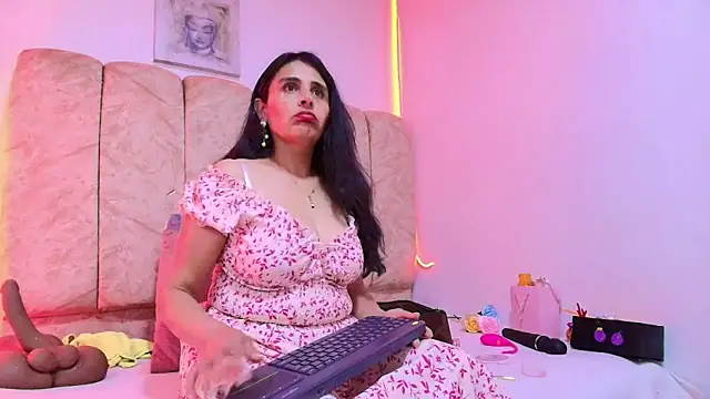  Marcela   online show from April 2026 11:27:01 AM