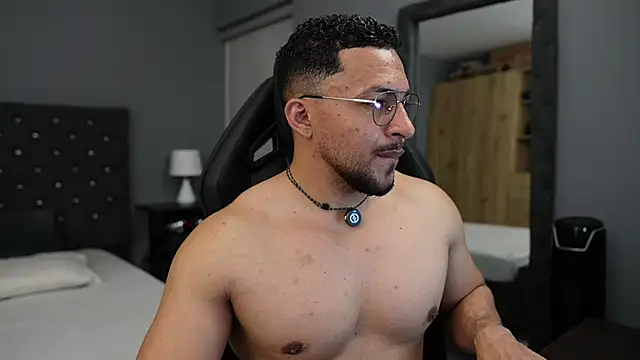 Martin Logan online show from April 2026 01:12:02 AM