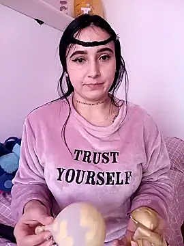 Snapshot of Juanamd1 chatting on February 2025 12:06:02 PM Juanamd1 online show from February 2025 12:06:02 PM