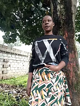 Snapshot of Xtra_bootie chatting on November 2025 05:23:01 AM Xtra bootie online show from November 2025 05:23:01 AM