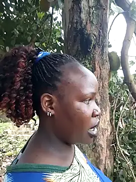 Snapshot of Broan_me chatting on December 2025 05:34:01 AM Broan me online show from December 2025 05:34:01 AM