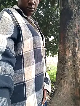 Snapshot of Broan_me chatting on January 2026 06:09:02 AM Broan me online show from January 2026 06:09:02 AM