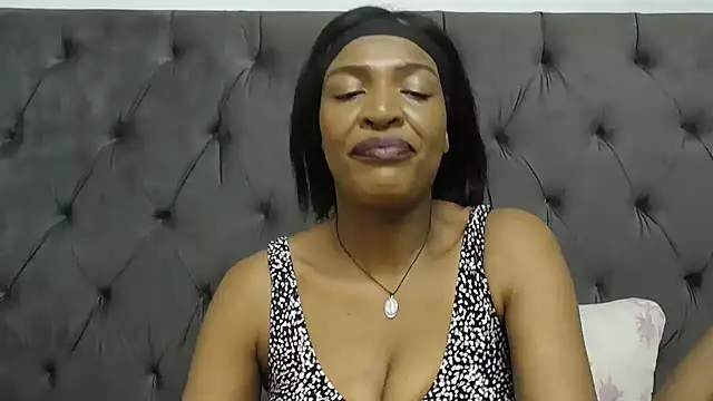 SpicyQueenxxxx online show from August 2026 01:00:01 AM